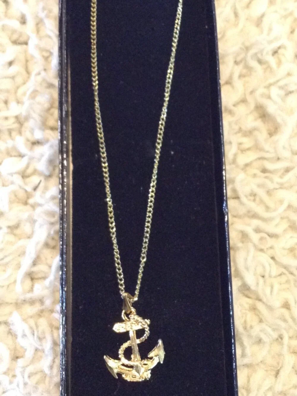 NWOT Costume Jewelry Anchor Necklace 24